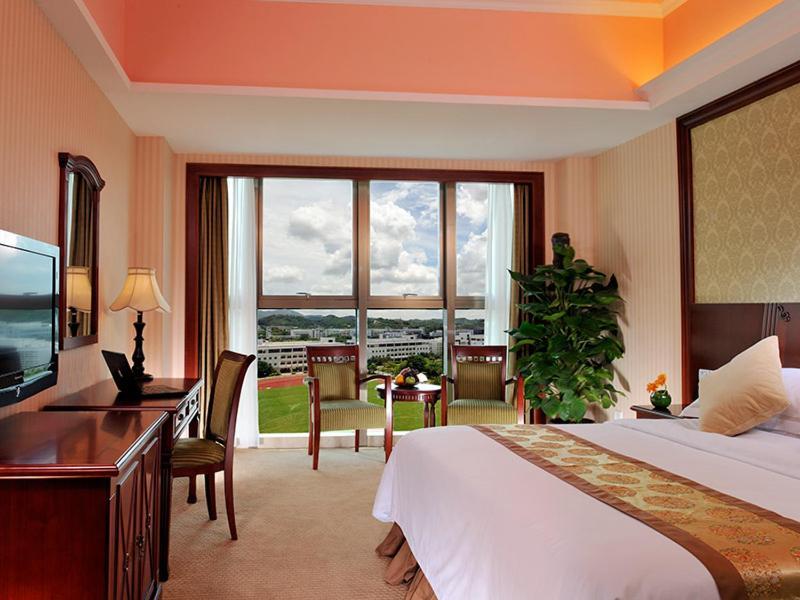 Vienna Hotel - Shenzhen Higher Education Mega Center Екстериор снимка