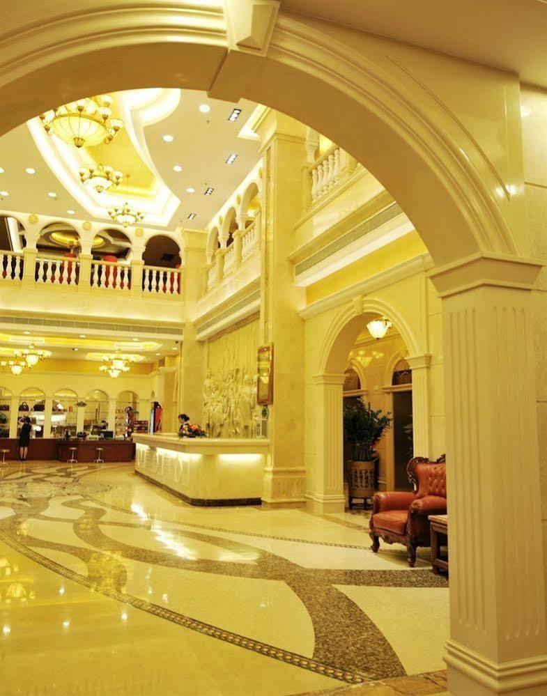 Vienna Hotel - Shenzhen Higher Education Mega Center Екстериор снимка
